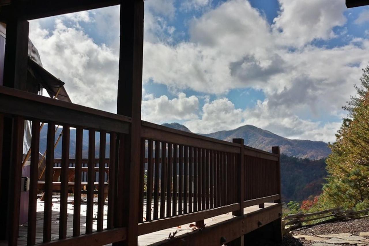 Tuckaseegee @ Sky Ridge Yurts บรายซันซิตี ภายนอก รูปภาพ